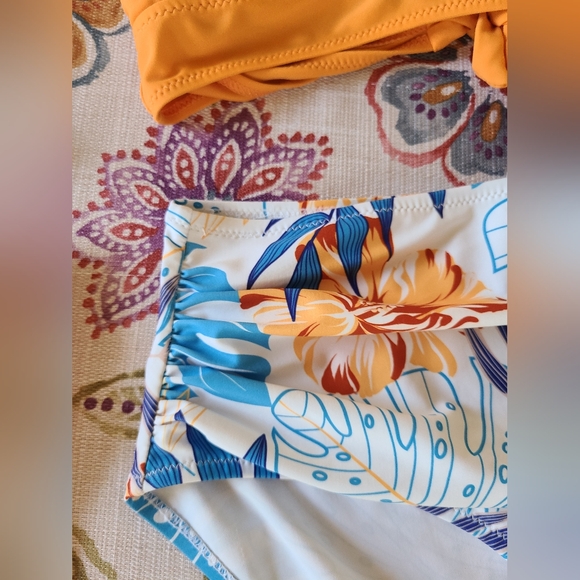 ❗️LOW START❗️**Bathing Suit Bundle*** - Picture 5 of 9